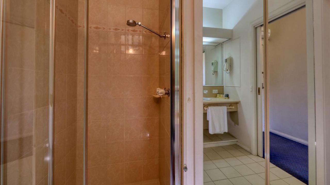 Swan Hill Resort Екстериор снимка