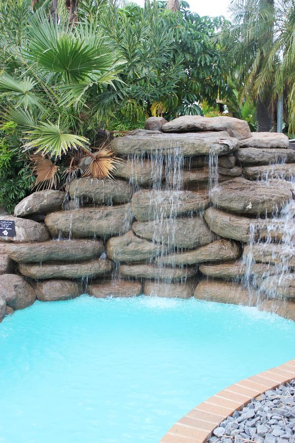 Swan Hill Resort Екстериор снимка
