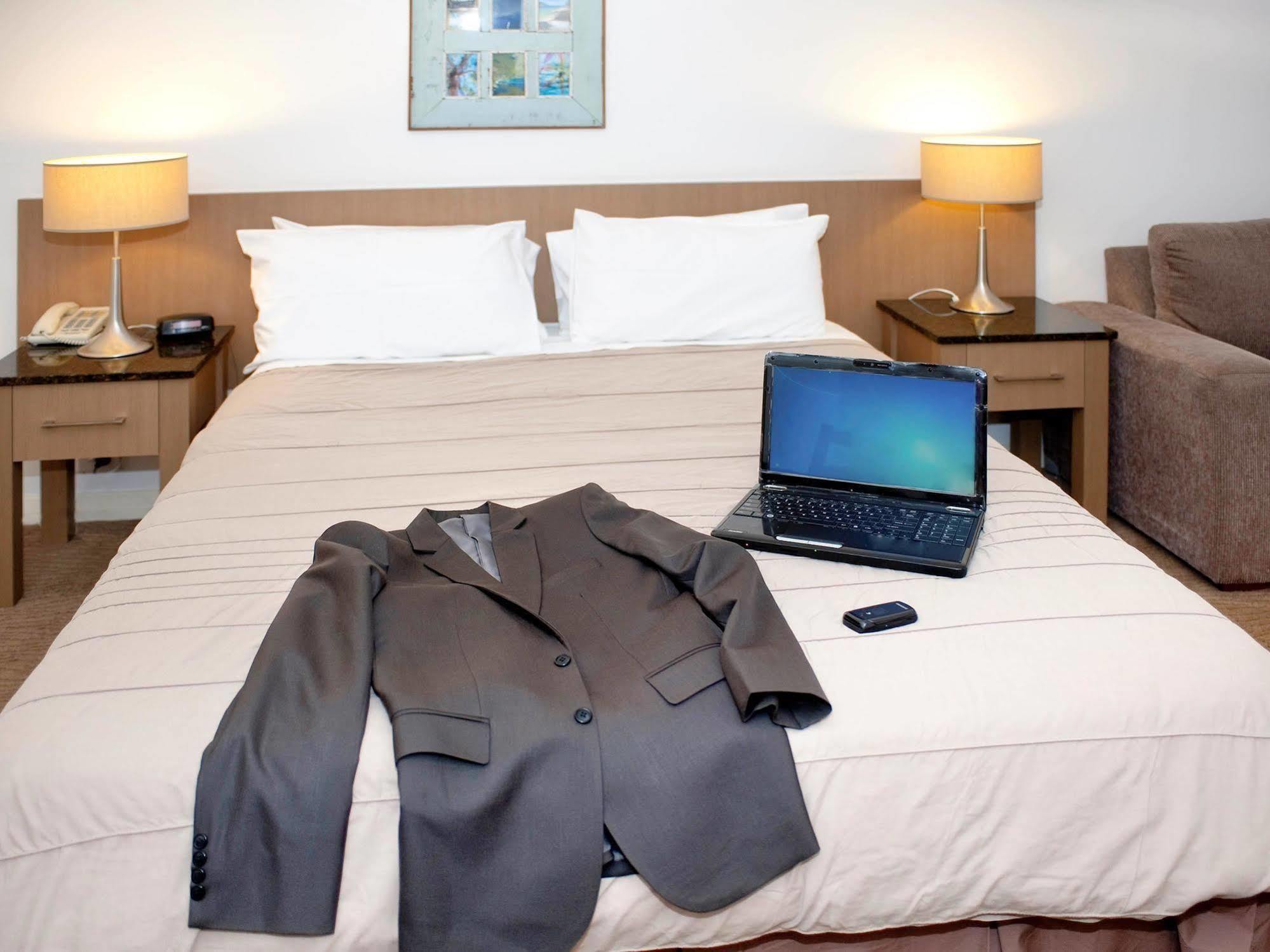 Swan Hill Resort Екстериор снимка