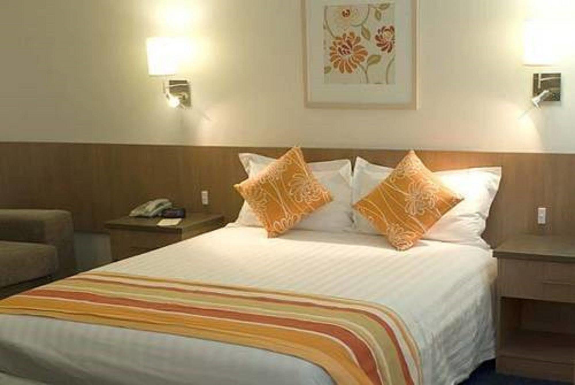 Swan Hill Resort Екстериор снимка